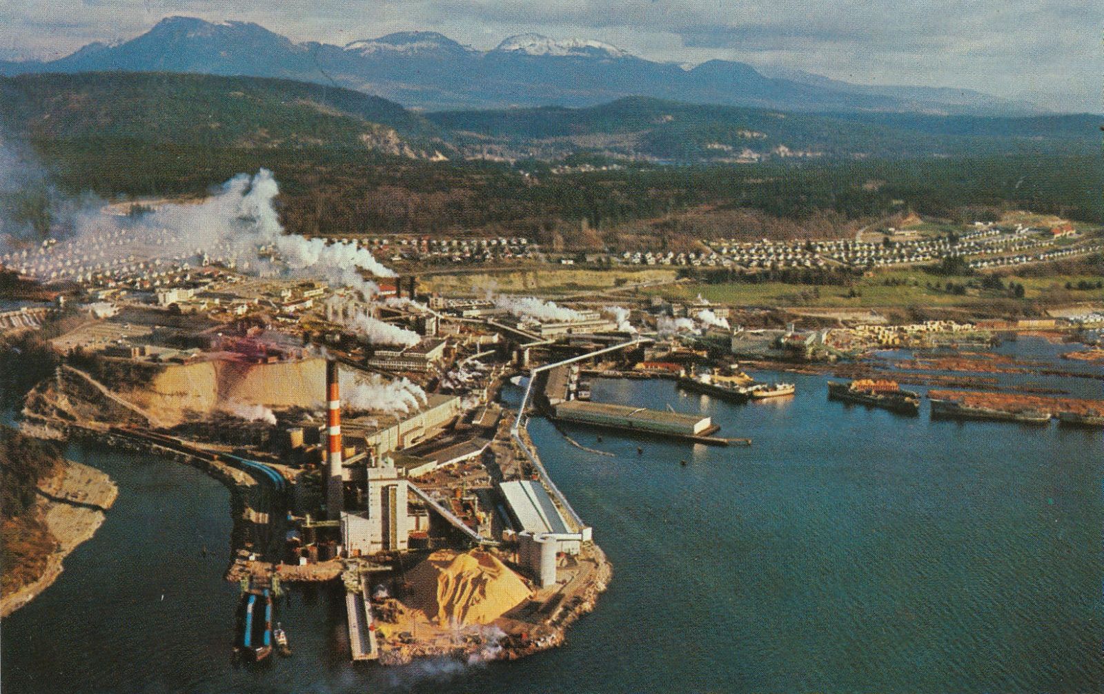 Postcard: Pulp and Paper Mill and Townsite, Powell River, BC, c.1960s BY Rob - Flickr